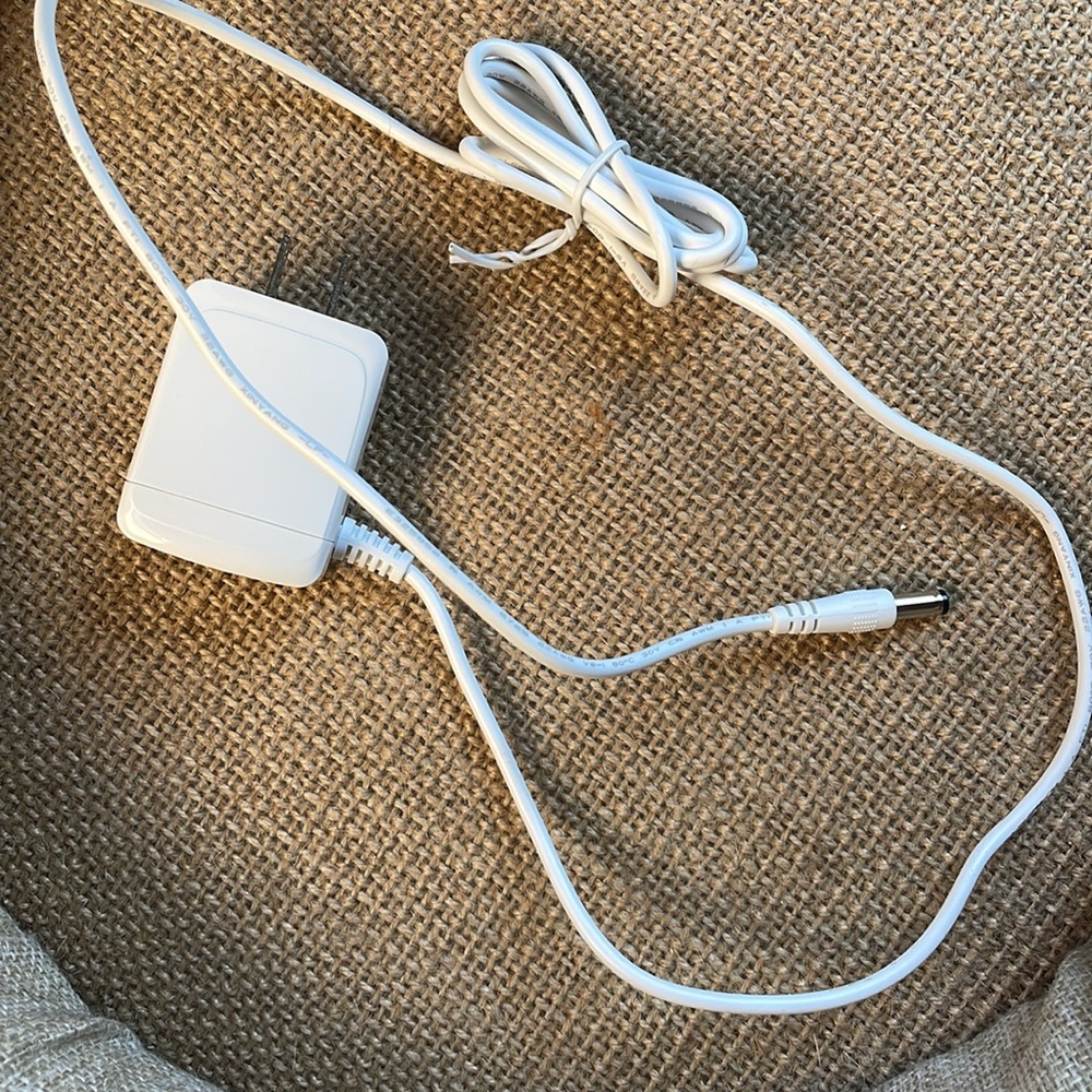 Wink Hub - Picture 2 of 3